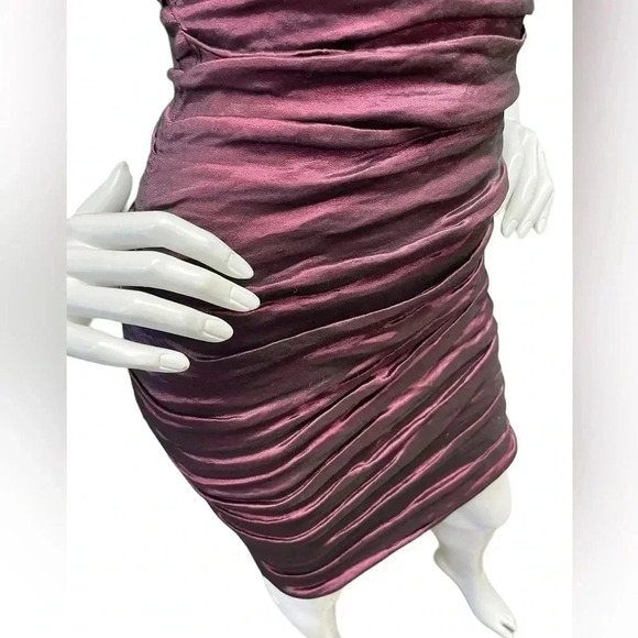 Le Chateau Ruched Purple Plum  Sleeveless Mini Dress Size Small - Picture 4 of 11